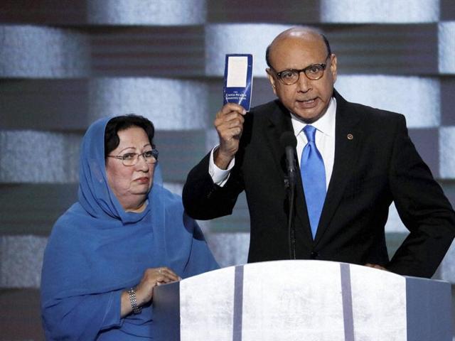 Khizr Khan and Ghazala at the Democratic National Convention in Philadelphia.(AFP)