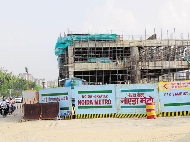 The Delhi Metro Rail Corporation has been providing expertise and services to its Noida counterpart for its first project — the 30-km Noida-Greater Noida metro link. (Burhaan Kinu/HT) The Delhi Metro Rail Corporation has been providing expertise and services to its Noida counterpart for its first project — the 30-km Noida-Greater Noida metro link. (Burhaan Kinu/HT)