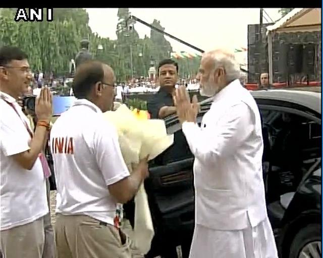 (Ani on Twitter) (Ani on Twitter)