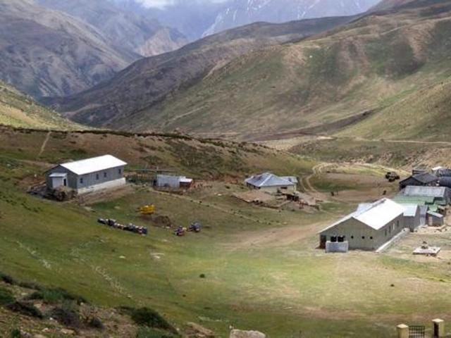 Chinese troops were spotted on Uttarakhand’s international border stretch along Barahoti on July 19. (HT photo) Chinese troops were spotted on Uttarakhand’s international border stretch along Barahoti on July 19. (HT photo)
