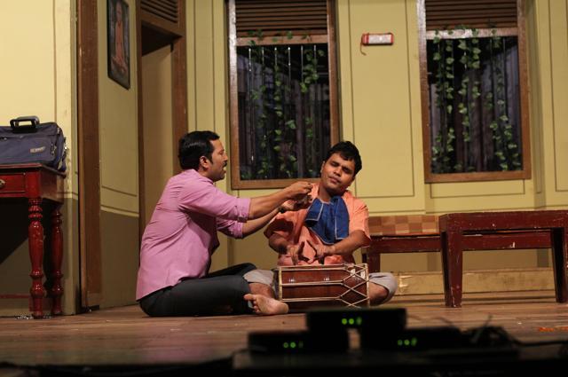 A still from the play Kalat Nikalat. (HT Photo)