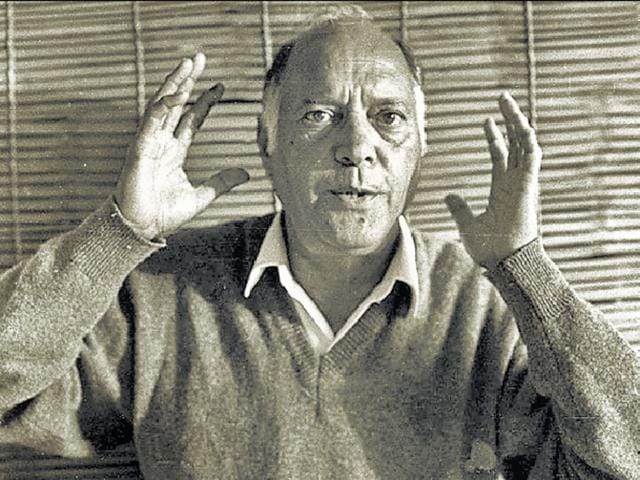 Noted Hindi writer Swadesh Deepak, who was bi-polar, went missing in June 2006.(HT Photo)