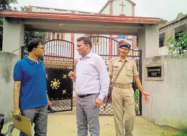 Ghatsila DSP Sanjiv Besra at Bethany House, the private hostel where Class 3 student Ramchandra Giri was murdered on the night of June 26.(HT Photo) Ghatsila DSP Sanjiv Besra at Bethany House, the private hostel where Class 3 student Ramchandra Giri was murdered on the night of June 26.(HT Photo)