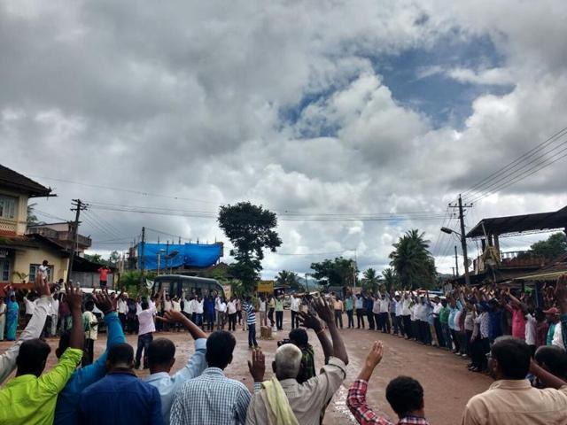 Hundreds of Dalit villages and activists in Karnataka have come together over the past week after alleged Bajrang Dal members thrashed five members of a Dalit family last month in a village in Chikmagulur district.(Gee Imaan Semmalar) Hundreds of Dalit villages and activists in Karnataka have come together over the past week after alleged Bajrang Dal members thrashed five members of a Dalit family last month in a village in Chikmagulur district.(Gee Imaan Semmalar)