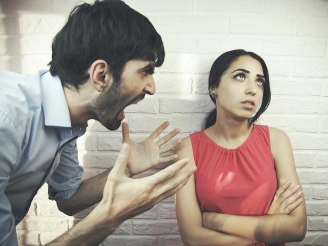 Taking a step back from relationship conflict and taking a ‘fly-on-the-wall’ perspective can help couples reconcile their differences, say researchers.