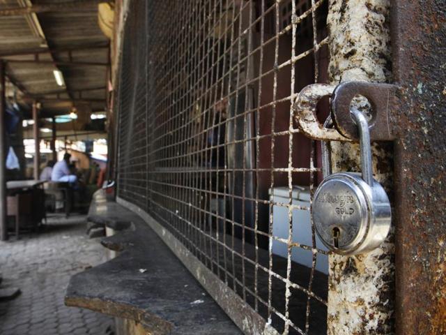 In March last year, the state banned the slaughter of bulls and bullocks, along with cows, by amending the Maharashtra Animal Preservation (Amendment) Act, 1976.(HT file photo)