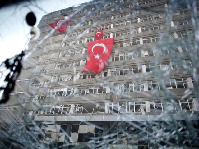 Turkey issued arrest warrants for 100 staff, including doctors, at the main military hospital in Ankara. (Reuters Photo) Turkey issued arrest warrants for 100 staff, including doctors, at the main military hospital in Ankara. (Reuters Photo)