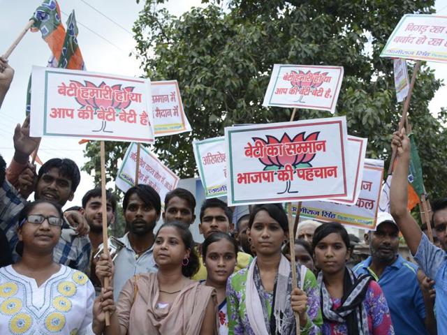 Bharatiya Janata Party members stage a protest against the state government over the Bulandshahr gangrape incident. in Ghaziabad. (Sakib Ali/ HT Photo) Bharatiya Janata Party members stage a protest against the state government over the Bulandshahr gangrape incident. in Ghaziabad. (Sakib Ali/ HT Photo)