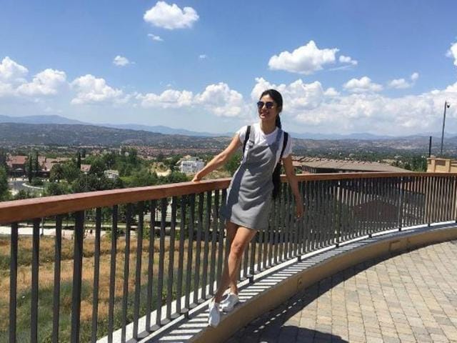 Another outfit inspiration for your holiday: Mouni at the Las Rozas Village. (Instagram) 