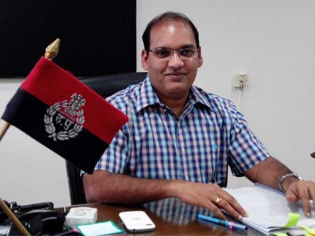 Joint commissioner of police (JCP) Y Puran Kumar has been given the additional charge of the traffic wing. Before him, deputy commissioner of police (DCP) Balbir Singh was the in-charge of the traffic police. (HT Photo) Joint commissioner of police (JCP) Y Puran Kumar has been given the additional charge of the traffic wing. Before him, deputy commissioner of police (DCP) Balbir Singh was the in-charge of the traffic police. (HT Photo)