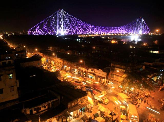 Both intellectuals and commoners in the state are engaged in debates, often heated, as the West Bengal’s name is likely to change in a matter of weeks.(AFP file photo) Both intellectuals and commoners in the state are engaged in debates, often heated, as the West Bengal’s name is likely to change in a matter of weeks.(AFP file photo)