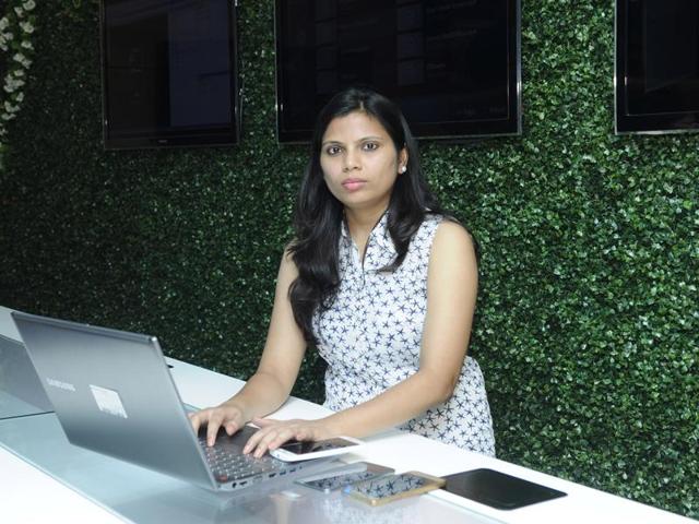 Shweta Garg, software engineer at Samsung Research Institute, advises wannabe engineers to understand what mobile phone users need and deliver useful app with simple and easy-to-use interface.(Burhaan kinu)
