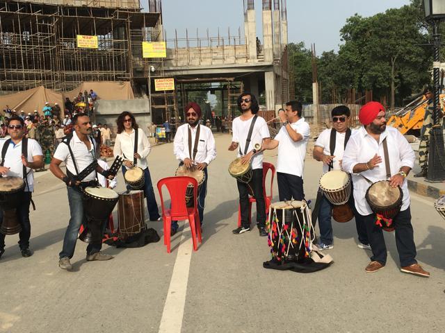 ODC performed at Wagah Border to spread the message of peace, love and harmony. (Ashish Narang)