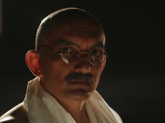 Chirag Vora, known for his roles in plays such as Gandhi ke Godse and Kishan vs Kanhaiya, plays the role of Gandhi