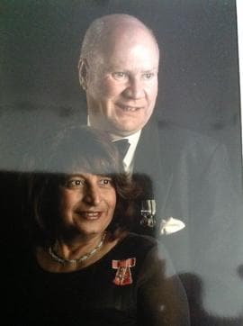 Iain Shore and his wife Kshama Shore. Iain will visit India to present his uncle Arthur Garrett’s drawing instruments to the director of the Albert Hall Museum in Jaipur. (HT Photo)
