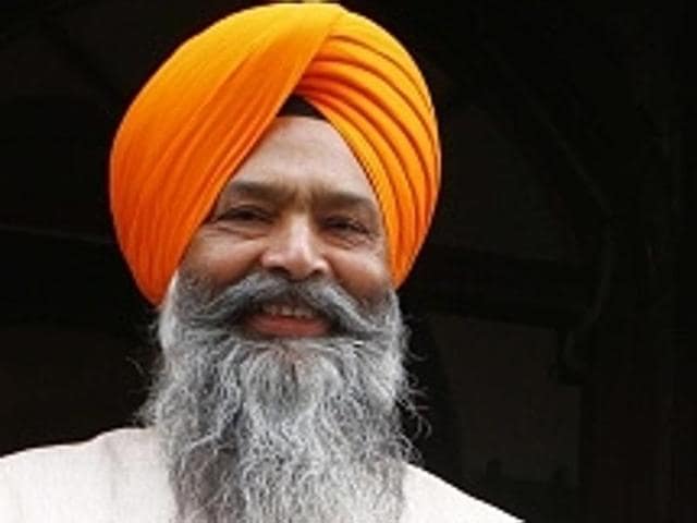 Shiromani Akali Dal (SAD) spokesperson and MP Prem Singh Chandumajra has said that they will urge the Union finance minister Arun Jaitley to limit GST between 18% and 22%(HT File Photo)