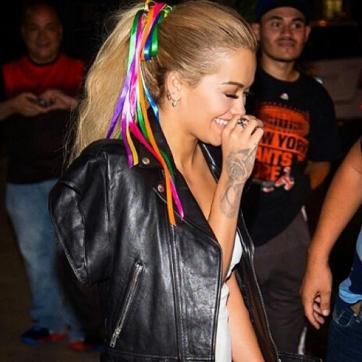 We are in love with singer Rita Ora’s colourful hair-tie fix. Go on and experiment to add some satin-ribbon inspo to your look. (ritaora/instagram)