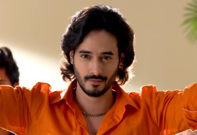 Siddharth Arora is impressed with Bhagat Singh’s sacrifice for the country. (Zee TV) Siddharth Arora is impressed with Bhagat Singh’s sacrifice for the country. (Zee TV)