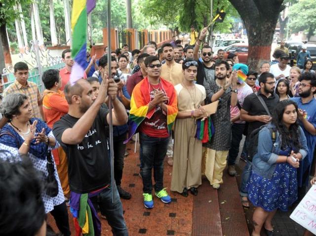 People take part in the sixth edition of the LGBT march in Pune on Sunday. ‘Inclusivity at workplace’ was the theme for this procession(HT Photo)