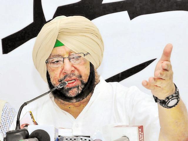 Chottepur is my old friend. But I do not want to embarrass him by inviting him to join the Congress nor will he leave the party,” he said. (Sanjeev Sharma/HT Photo) Chottepur is my old friend. But I do not want to embarrass him by inviting him to join the Congress nor will he leave the party,” he said. (Sanjeev Sharma/HT Photo)