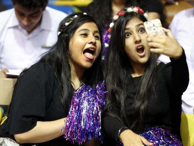 Girls pose for a selfie. (Sanchit Khanna/Hindustan Times) Girls pose for a selfie. (Sanchit Khanna/Hindustan Times)