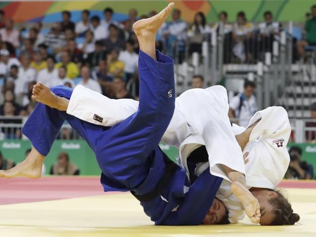 Majlinda Kelmendi made history as she won gold in the women’s judo, becoming the first athlete from Kosovo to win an Olympic medal (AFP Photo) Majlinda Kelmendi made history as she won gold in the women’s judo, becoming the first athlete from Kosovo to win an Olympic medal (AFP Photo)