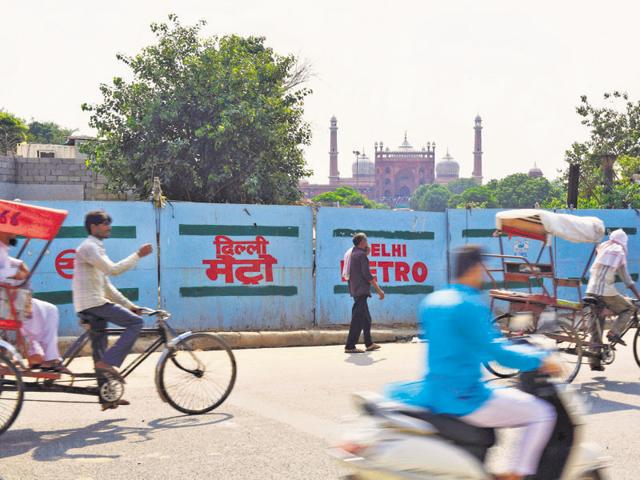 Metro construction near Jama Masjid in Old Delhi. The Metro’s Heritage Line scheduled to open later this year.(Saumya Khandelwal/Hindustan Times) Metro construction near Jama Masjid in Old Delhi. The Metro’s Heritage Line scheduled to open later this year.(Saumya Khandelwal/Hindustan Times)