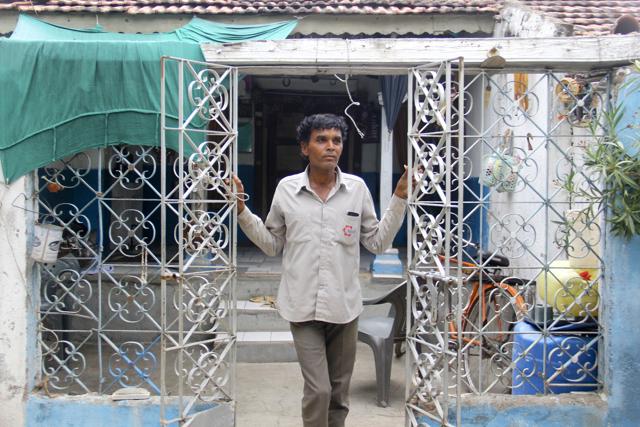 On an average, Chavda would dispose off six to 10 cows a month. (Siddharaj Solanki/HT Photo) On an average, Chavda would dispose off six to 10 cows a month. (Siddharaj Solanki/HT Photo)