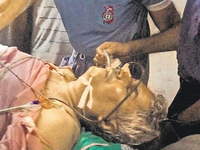 Rashtriya Swayamsewak Sangh (RSS) leader Jagdish Gagneja is still on ventilator.(HT File Photo)