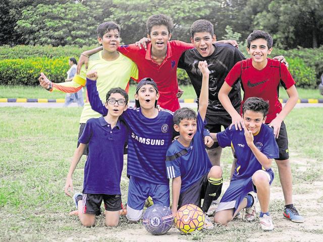 The eight members of Black Panthers are aged between 12 and 13, and are school friends. Four of them have represented another team last year. (Abhinav Saha/HT Photo) The eight members of Black Panthers are aged between 12 and 13, and are school friends. Four of them have represented another team last year. (Abhinav Saha/HT Photo)