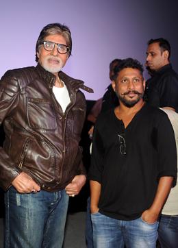 Amitabh Bachchan and Shoojit Sircar pose for the shutterbugs. (AFP) Amitabh Bachchan and Shoojit Sircar pose for the shutterbugs. (AFP)