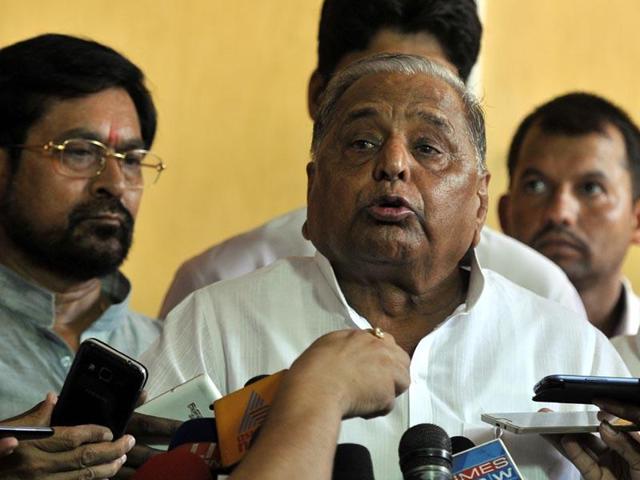 ‘My lions have died...I want an inquiry into it,’ SP chief Mulayam Singh Yadav said in Lok Sabha on Tuesday.(HT File Photo)