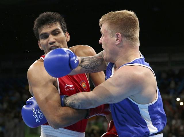 Manoj Kumar defeated Evaldas Petrauskas of Lituiania by a split decision in the Round of 32 of the men’s Light Welterweight (64kg) category at the Riocentrio Pavilion. (REUTERS)