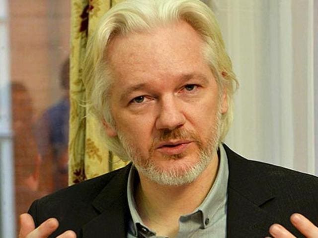 WikiLeaks founder Julian Assange during a news conference at the Ecuadoran embassy in London, Britain, on August 18, 2014. (Reuters File Photo) WikiLeaks founder Julian Assange during a news conference at the Ecuadoran embassy in London, Britain, on August 18, 2014. (Reuters File Photo)