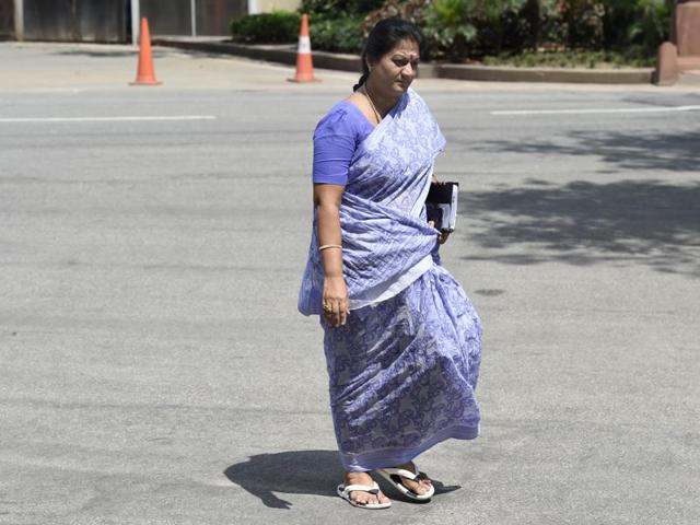 Expelled AIADMK leader L. Sasikala Pushpa (in picture) and her family were granted interim protection against arrest in case of harassment filed by her domestic help by the Delhi HC on August 11, 2016. (Arvind Yadav / HT Photo) Expelled AIADMK leader L. Sasikala Pushpa (in picture) and her family were granted interim protection against arrest in case of harassment filed by her domestic help by the Delhi HC on August 11, 2016. (Arvind Yadav / HT Photo)