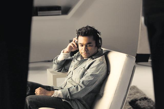 Javed Ali says that AR Rahman makes an artiste feel comfortable. There are times when he changes his melodies if a singer faces difficulty in singing parts of the track.