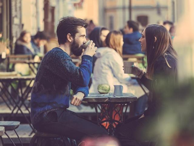 Singles are more inclined to drink more often, and in larger quantities, say researchers. (Shutterstock) Singles are more inclined to drink more often, and in larger quantities, say researchers. (Shutterstock)