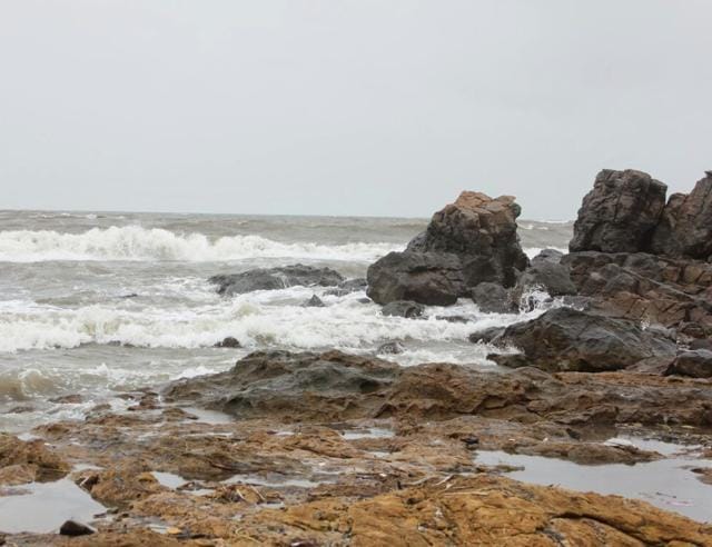 The rocky end of Gorai Beach is a good spot to spend some ‘me’ time (Picture courtesy: Eshna Goenka)
