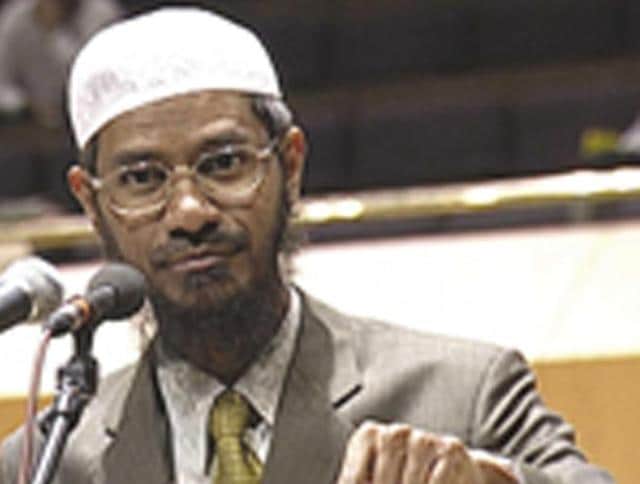 Naik and his non-profit IRF came under the scanner of three different investigating agencies in two separate cases within a span of a month after 21 youths from Kerala went missing and are feared to have joined the terror outfit ISIS(HT File Photo)