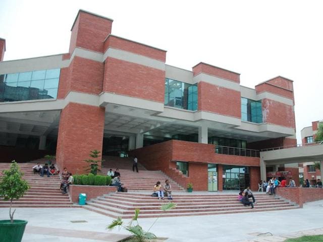 Indraprastha University Delhi Hikes Annual Fees By 75 Hindustan Times