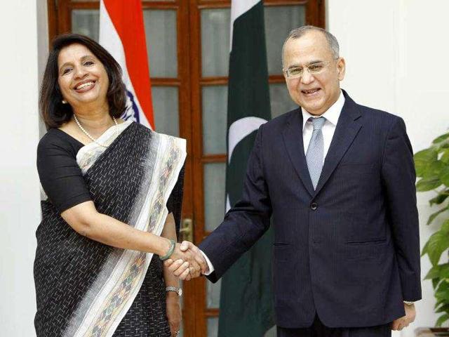 Nirupama Rao (L), when she was India’s foreign secretary, shakes shakes hands with her Pakistani counterpart Salman Bashir before a meeting in New Delhi. (HT file photo) Nirupama Rao (L), when she was India’s foreign secretary, shakes shakes hands with her Pakistani counterpart Salman Bashir before a meeting in New Delhi. (HT file photo)