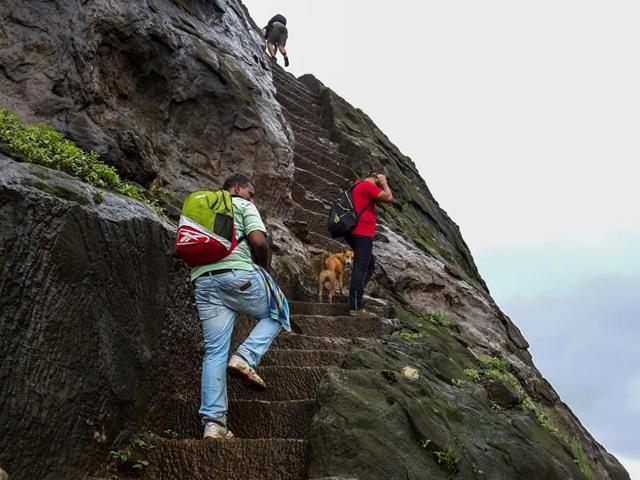 After Prabalmachi, there are steps at a few places before trekkers reach the summit at Kalavantin Durg. (Pratik Chorge)