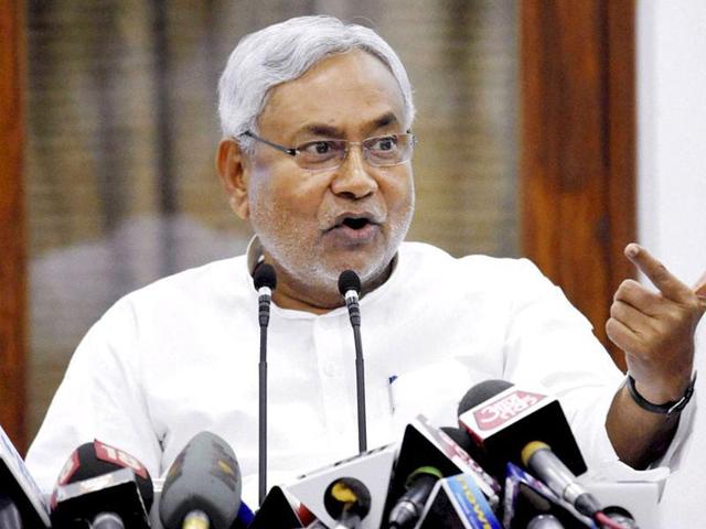 Bihar chief minister Nitish Kumar addresses a press conference in Patna.(PTI File Photo)