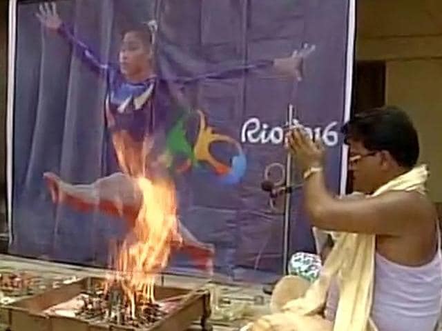 Local clubs and social activists organised ‘yagnas’ to wish Dipa Karmakar ahead of her vault final. (ANI Photo) Local clubs and social activists organised ‘yagnas’ to wish Dipa Karmakar ahead of her vault final. (ANI Photo)