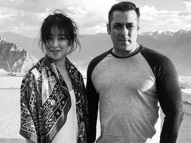 Chinese actor Zhu Zhu is set for a grand Bollywood debut with Tubelight starring Salman Khan. Chinese actor Zhu Zhu is set for a grand Bollywood debut with Tubelight starring Salman Khan.