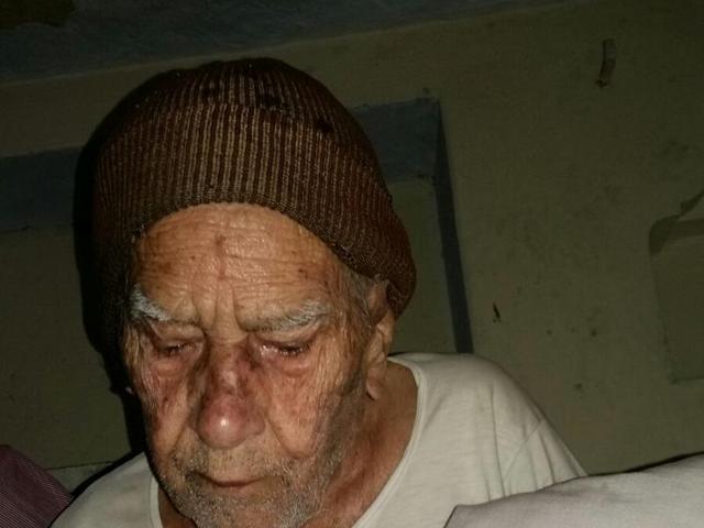 Lokman Dixit alias Lukka dacoit, the lone surviving member of a gang of dacoits led by Man Singh — known as Robin Hood of Chambal. (HT photo) Lokman Dixit alias Lukka dacoit, the lone surviving member of a gang of dacoits led by Man Singh — known as Robin Hood of Chambal. (HT photo)