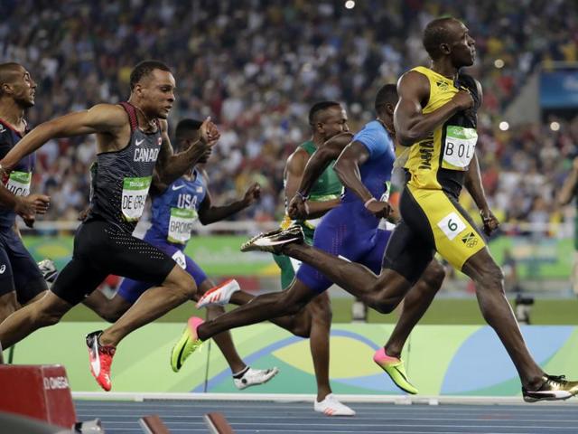 The moment of celebration just after the finish line. (AP photo)