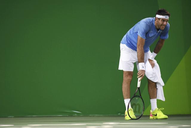 Del Potro conceded the third set easily against Murray. (REUTERS) Del Potro conceded the third set easily against Murray. (REUTERS)