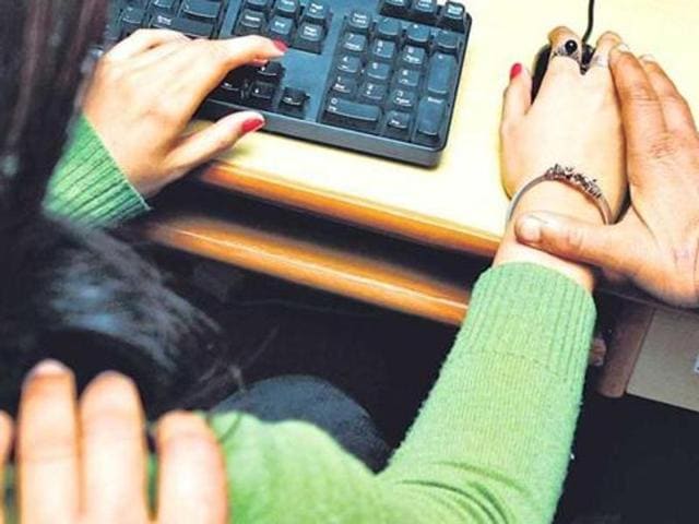 An RTI query revealed that 118 complaints of sexual harassment were filed at the Brihanmumbai Municipal Corporation (BMC) between 2013 and July this year(Arijit Sen/HT File Photo) An RTI query revealed that 118 complaints of sexual harassment were filed at the Brihanmumbai Municipal Corporation (BMC) between 2013 and July this year(Arijit Sen/HT File Photo)