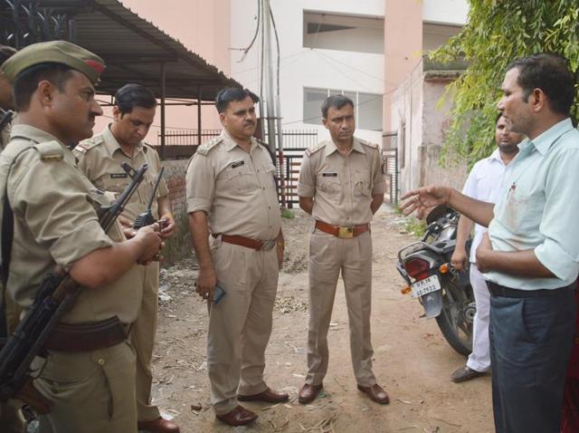 A 29-year-old woman was allegedly shot dead by her brother-in-law at her home in Ghaziabad, for not responding to his phone calls on Tuesday afternoon. (Sakib Ali/HT Photo) A 29-year-old woman was allegedly shot dead by her brother-in-law at her home in Ghaziabad, for not responding to his phone calls on Tuesday afternoon. (Sakib Ali/HT Photo)